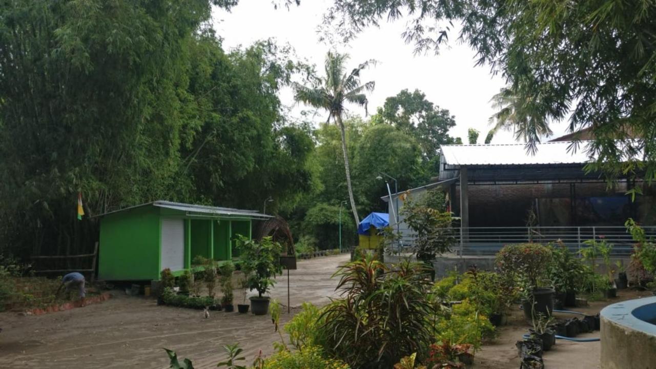 Gerbang Banyu Langit Cottage Bantul Exteriör bild