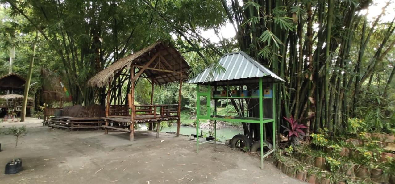 Gerbang Banyu Langit Cottage Bantul Exteriör bild
